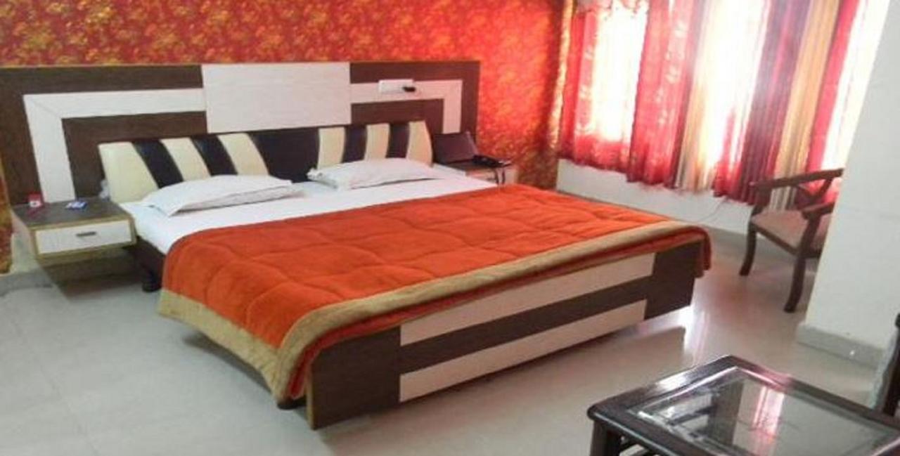 Hotel Kk Residency Chandīgarh Екстериор снимка