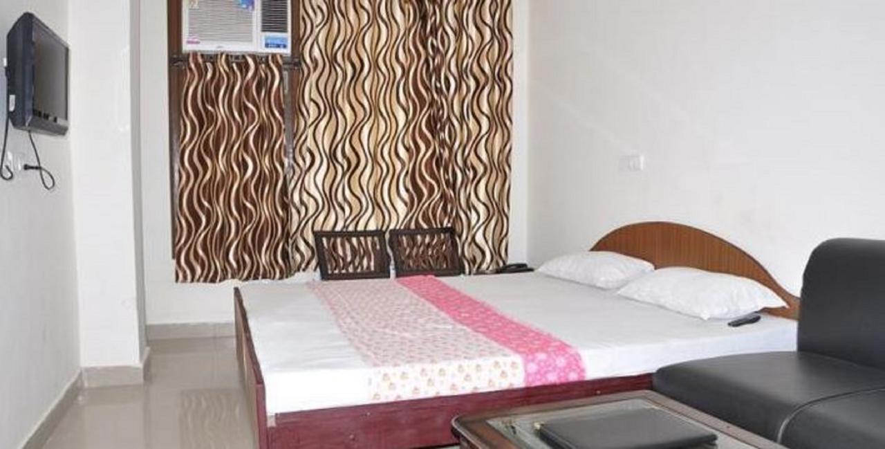 Hotel Kk Residency Chandīgarh Екстериор снимка